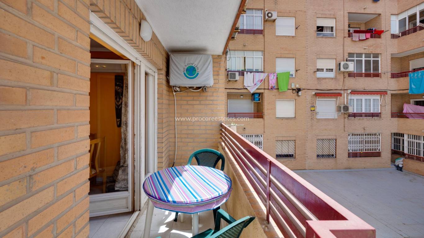 Resale - Apartment - Torrevieja - Torrevieja Center