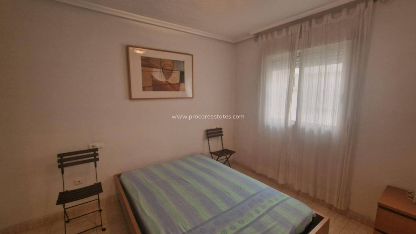 Resale - Apartment - Torrevieja - Torrevieja Center