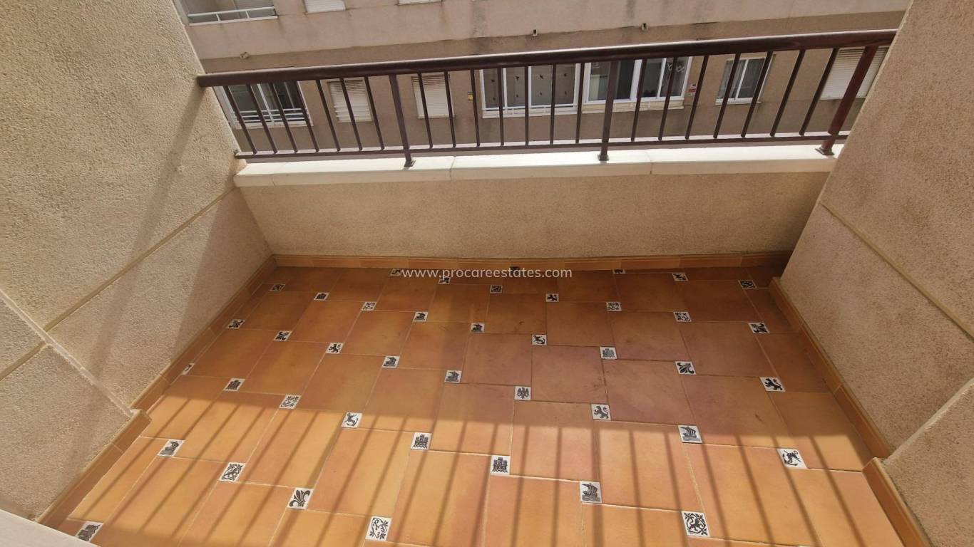 Resale - Apartment - Torrevieja - Torrevieja Center