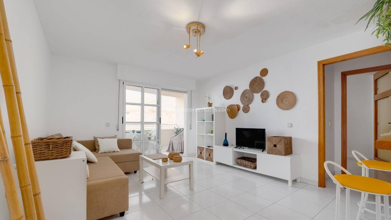 Resale - Apartment - Torrevieja - Torrevieja Center