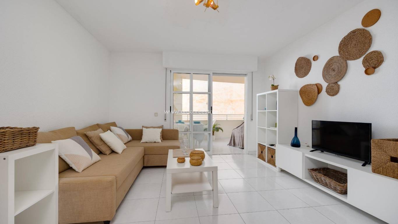 Resale - Apartment - Torrevieja - Torrevieja Center