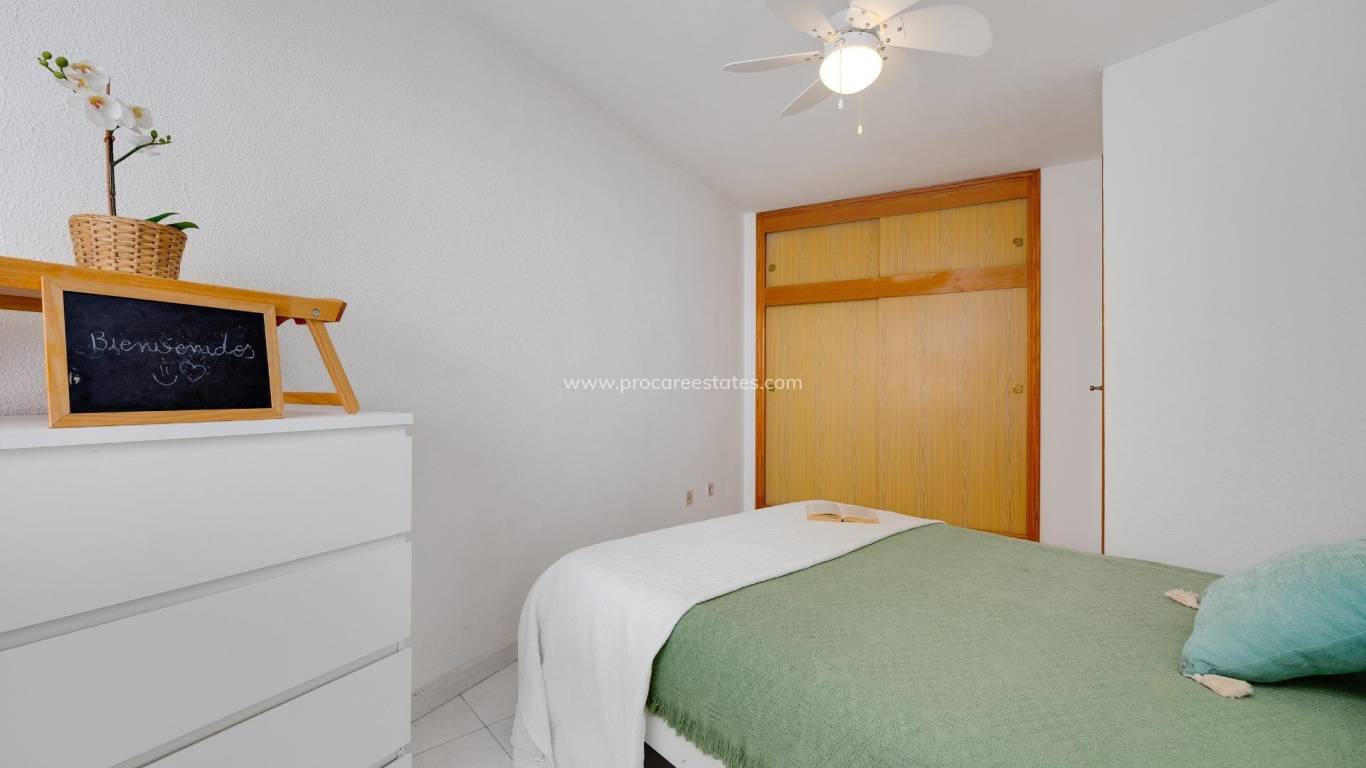 Resale - Apartment - Torrevieja - Torrevieja Center