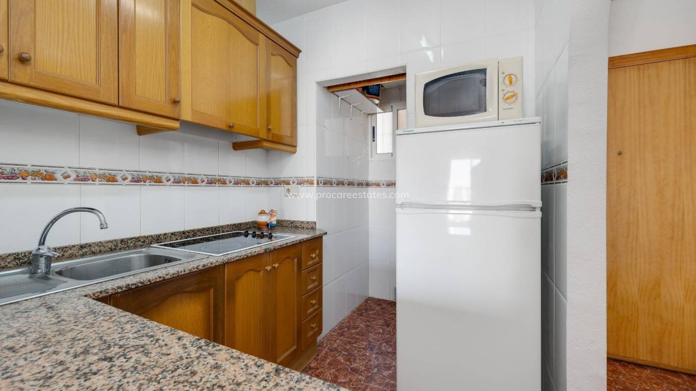 Resale - Apartment - Torrevieja - Torrevieja Center