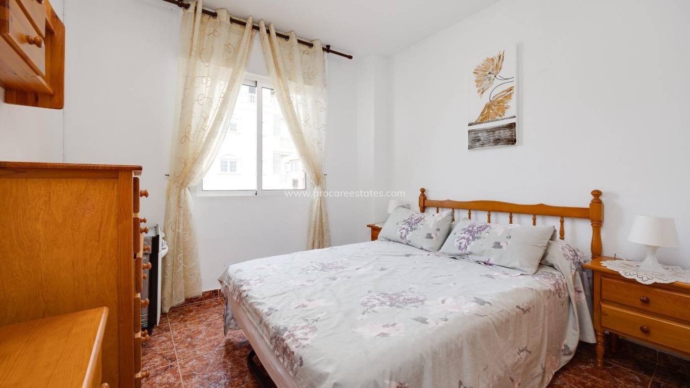 Resale - Apartment - Torrevieja - Torrevieja Center