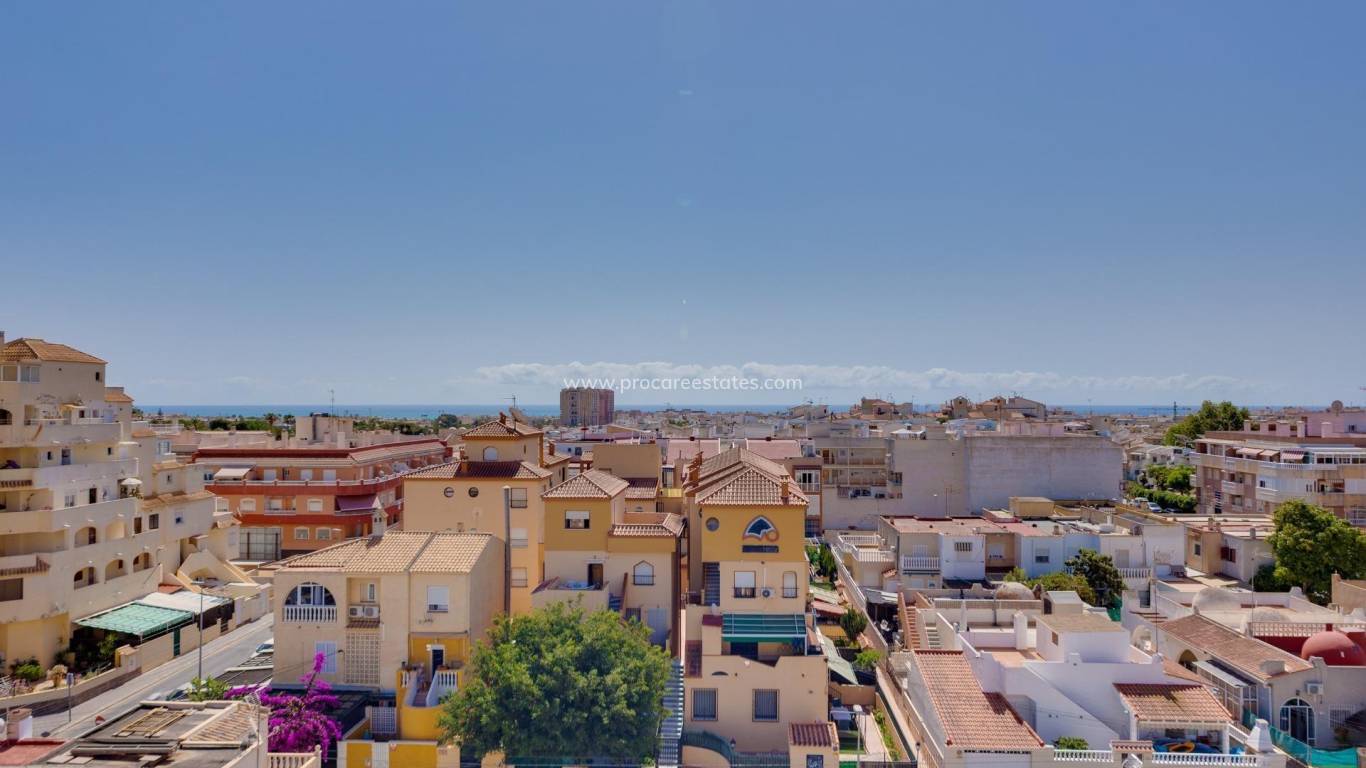 Resale - Apartment - Torrevieja - Torrevieja Center