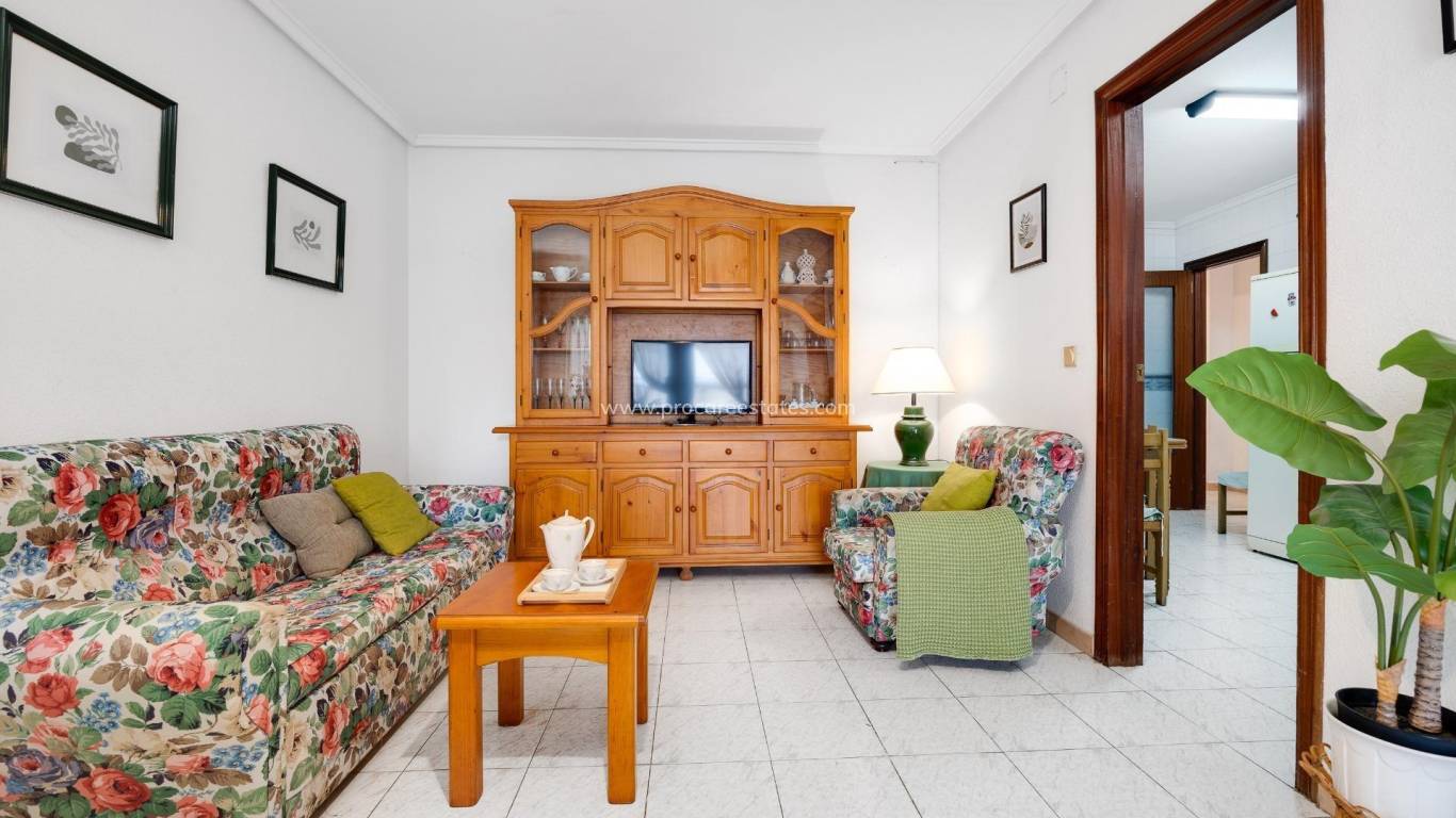 Resale - Apartment - Torrevieja - Torrevieja Center
