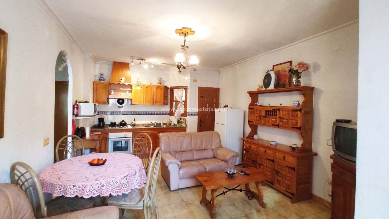 Resale - Apartment - Torrevieja - Torrevieja Center