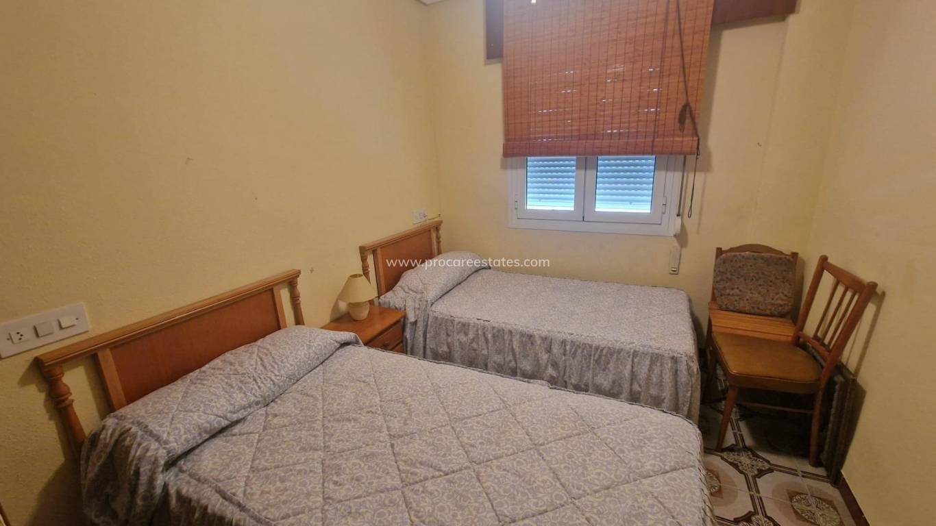 Resale - Apartment - Torrevieja - Torrevieja Center