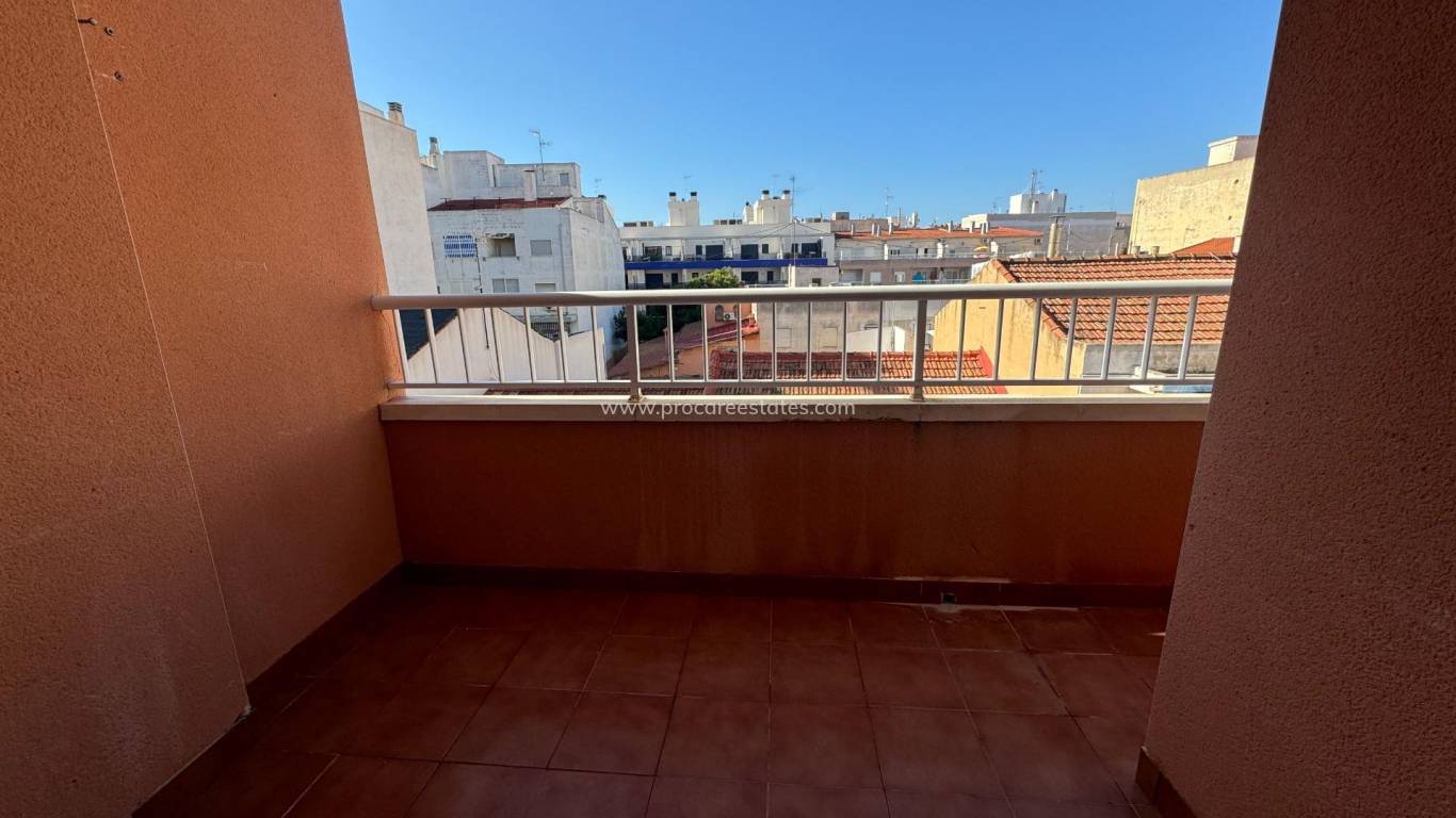Resale - Apartment - Torrevieja - Torrevieja Center