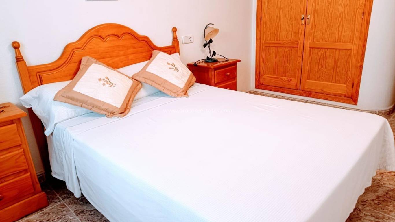 Resale - Apartment - Torrevieja - Torrevieja Center