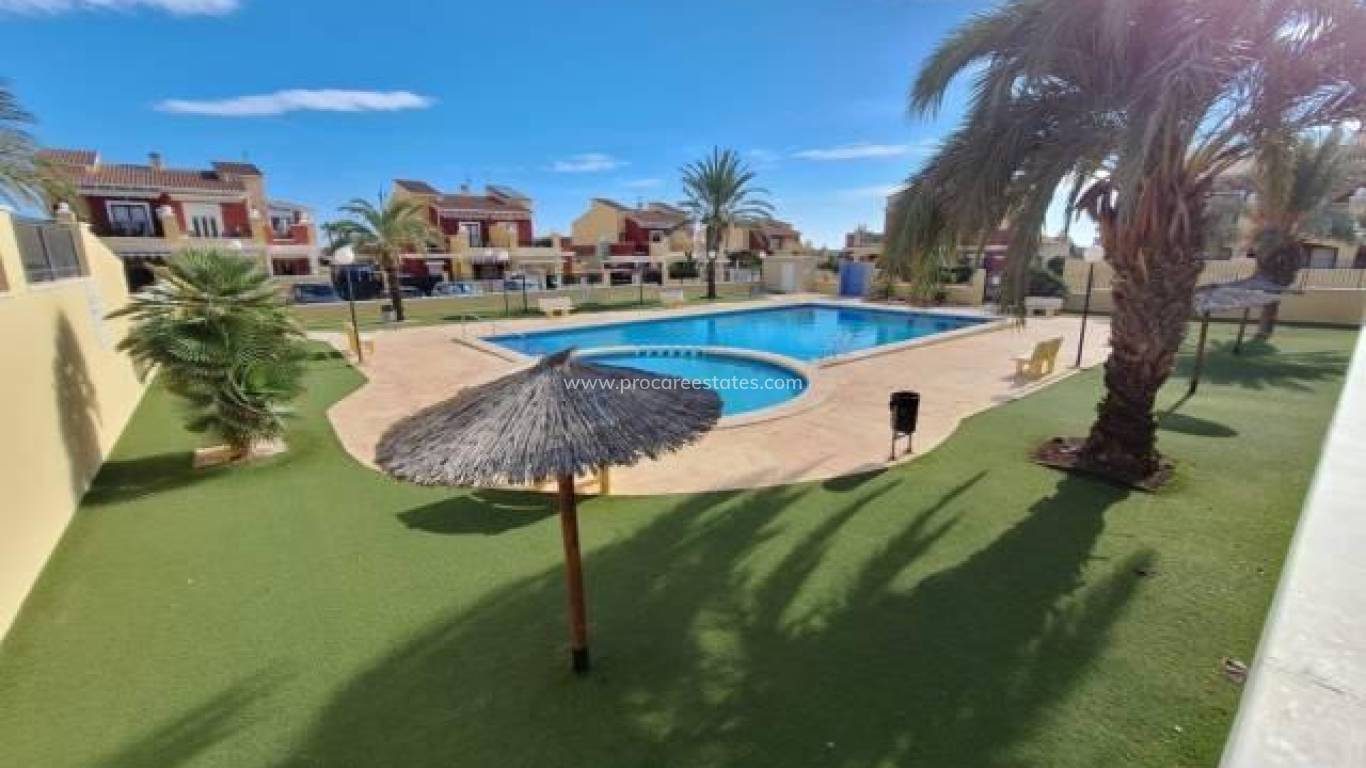 Resale - Apartment - Torrevieja - Torrevieja Center