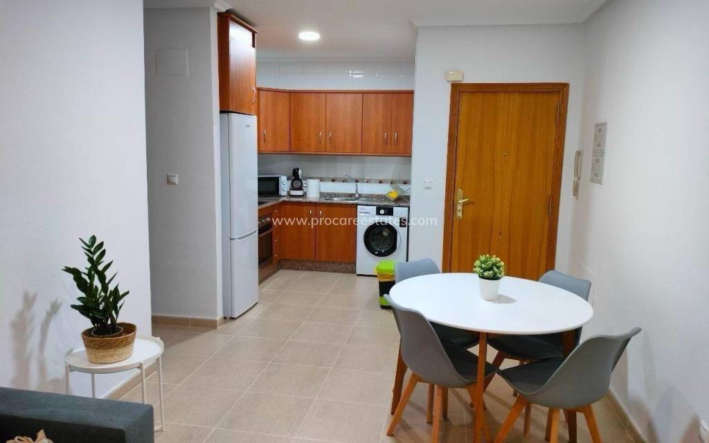 Resale - Apartment - Torrevieja - Torrevieja Center