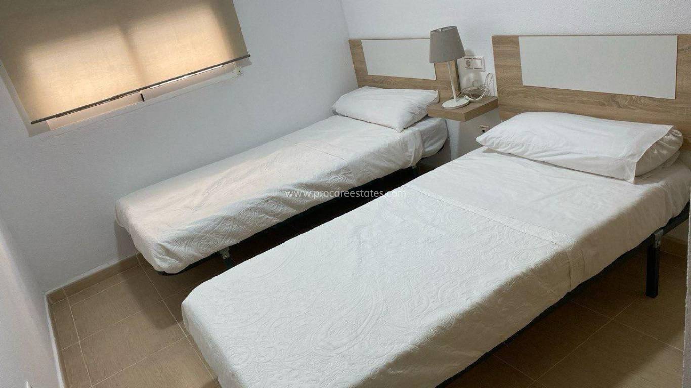 Resale - Apartment - Torrevieja - Torrevieja Center