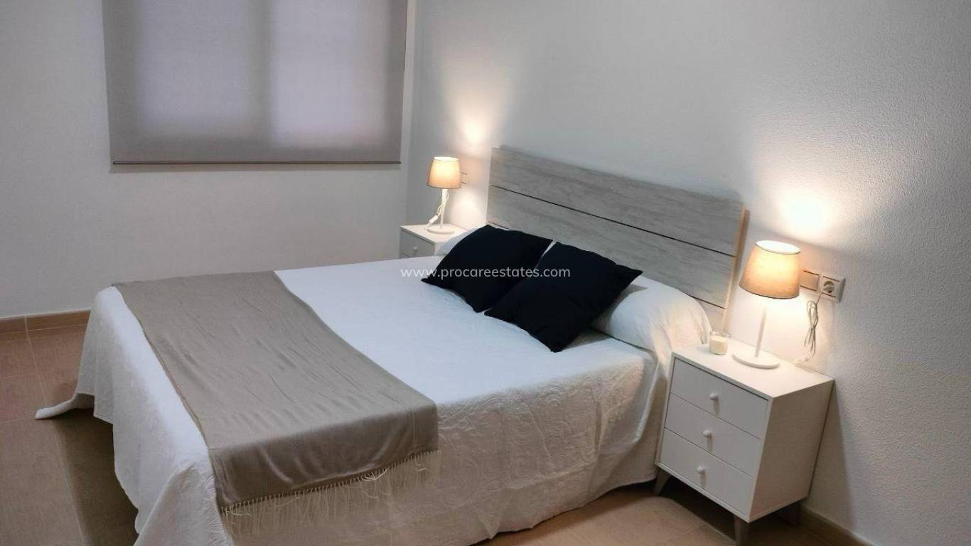 Resale - Apartment - Torrevieja - Torrevieja Center