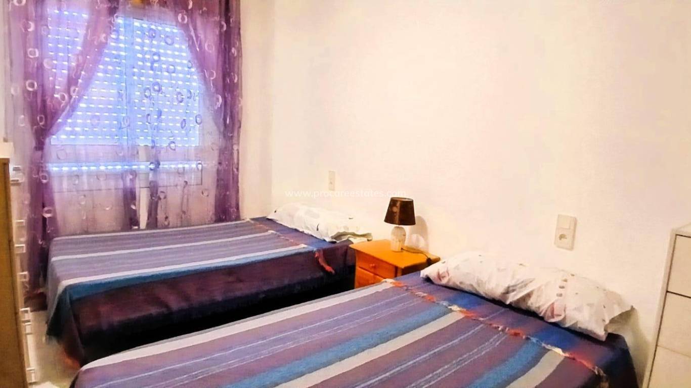 Resale - Apartment - Torrevieja - Torrevieja Center