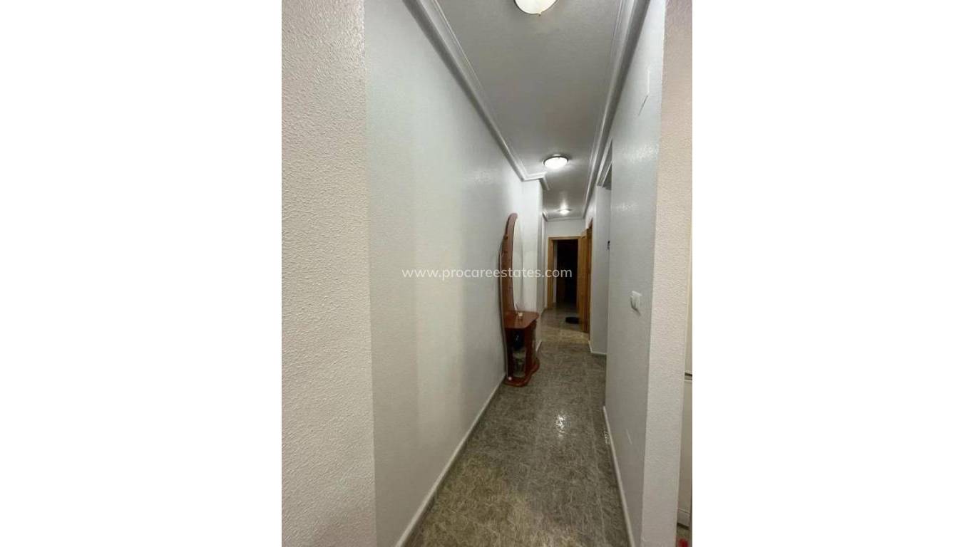 Resale - Apartment - Torrevieja - Torrevieja Center