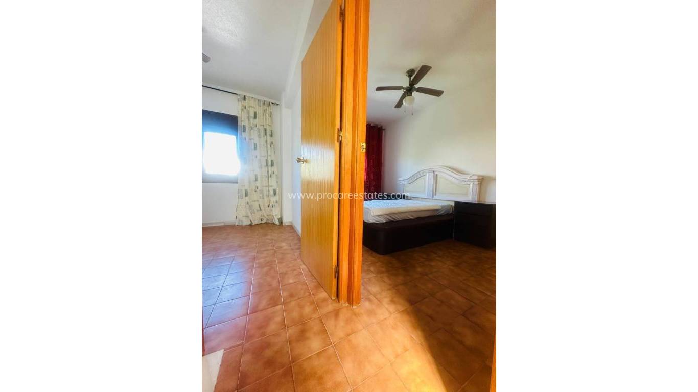 Resale - Apartment - Torrevieja - Torrevieja Center