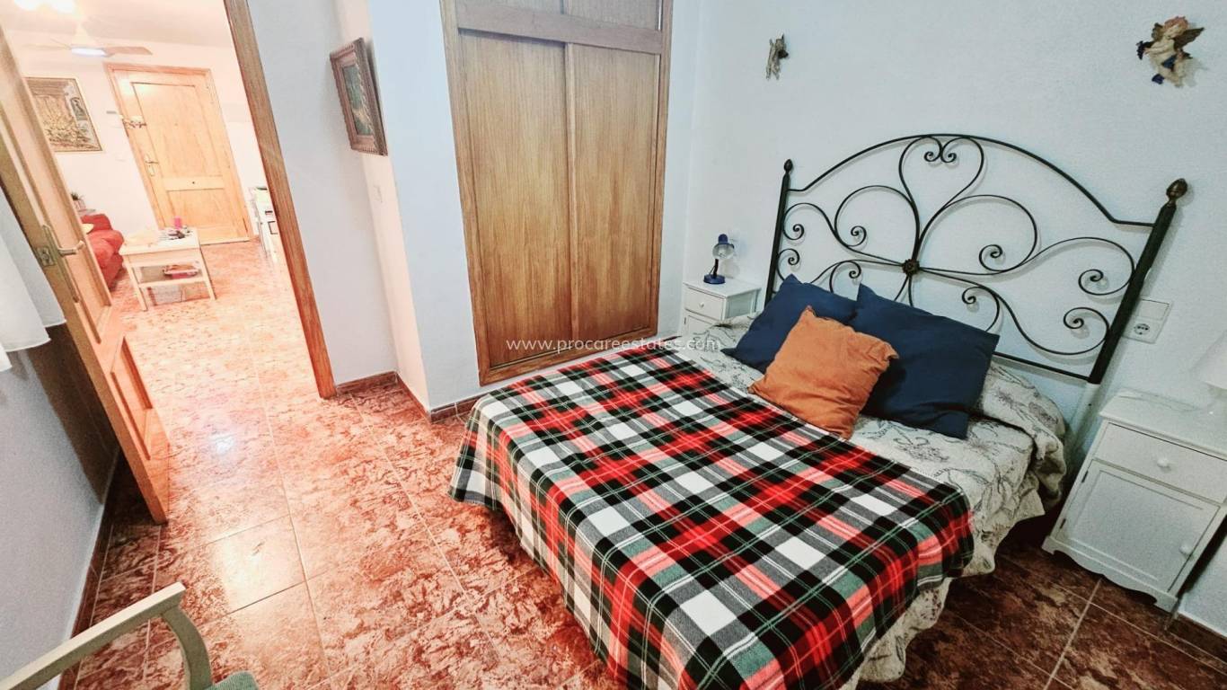 Resale - Apartment - Torrevieja - Torrevieja Center