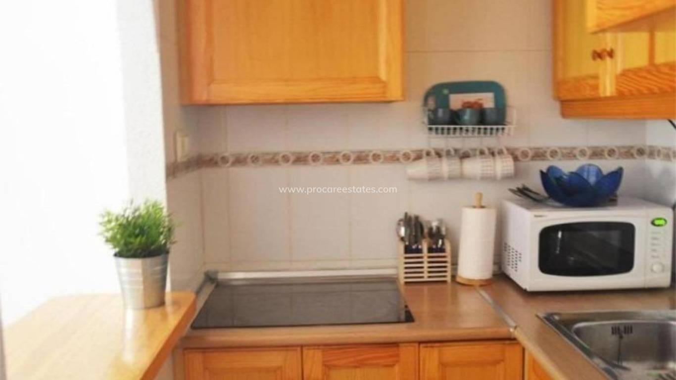 Resale - Apartment - Torrevieja - Torrevieja Center