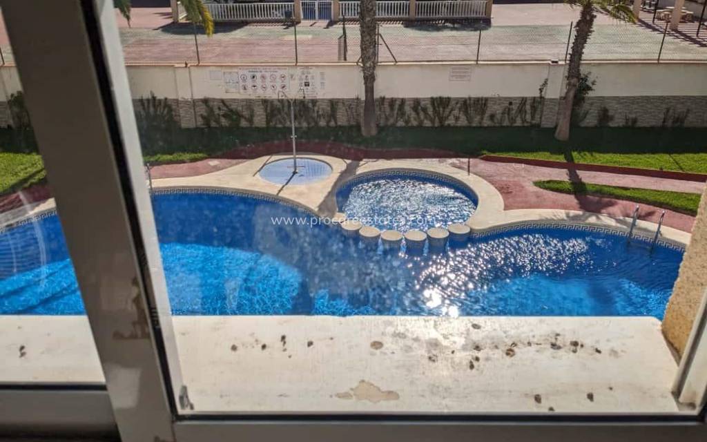 Resale - Apartment - Torrevieja - Torrevieja Center