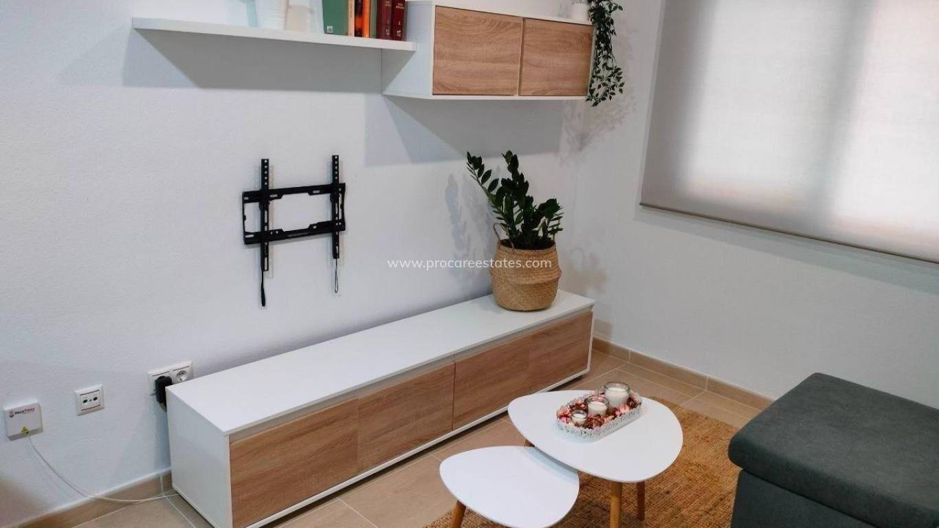 Resale - Apartment - Torrevieja - Torrevieja Center