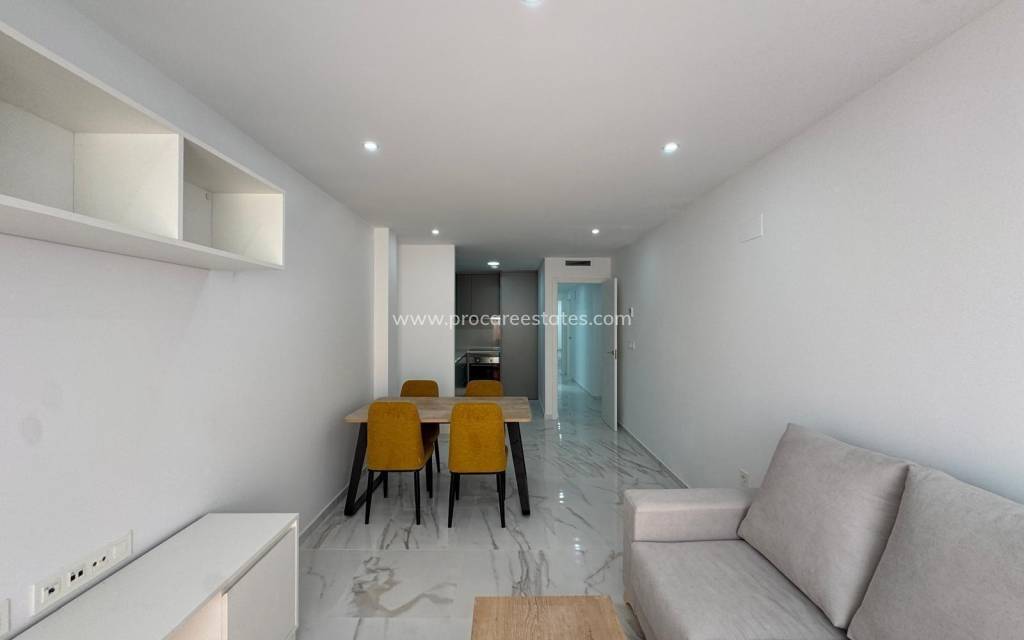 Resale - Apartment - Torrevieja - Torrevieja Center