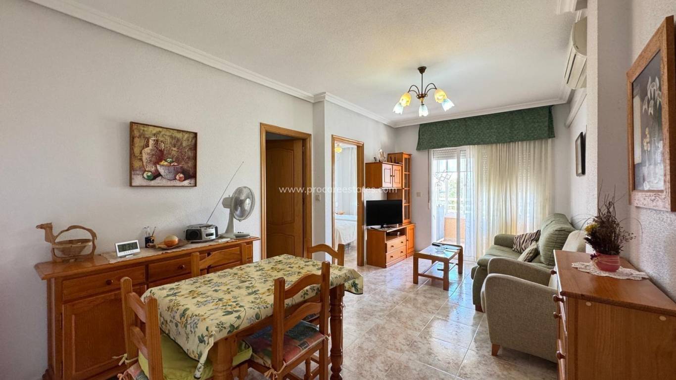 Resale - Apartment - Torrevieja - Torrevieja Center