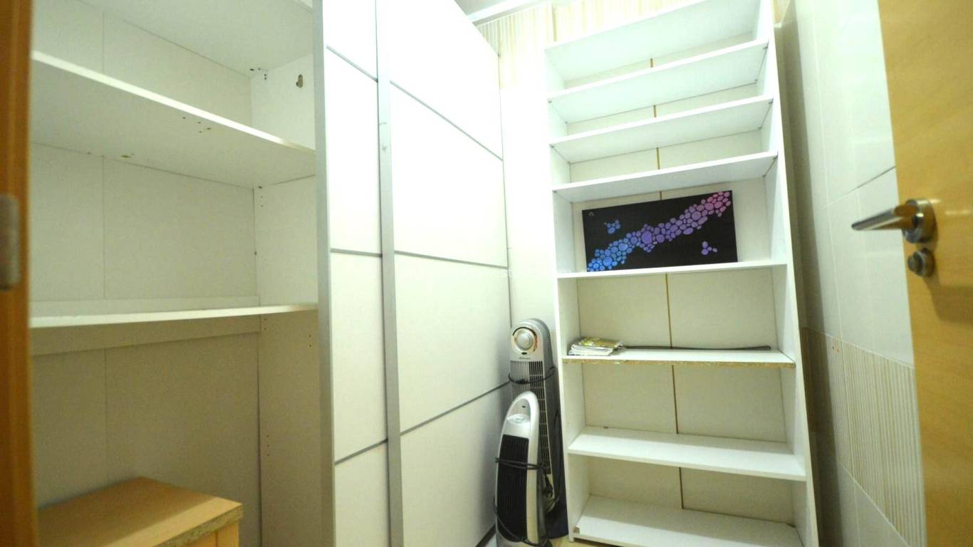 Resale - Apartment - Torrevieja - Torrevieja Center