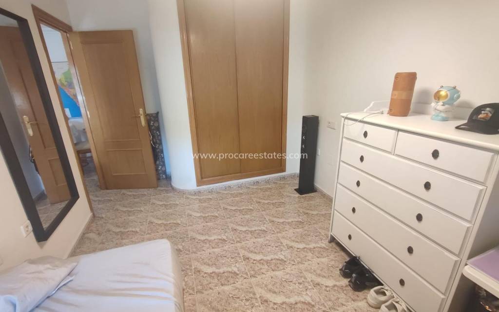 Resale - Apartment - Torrevieja - Torrevieja Center