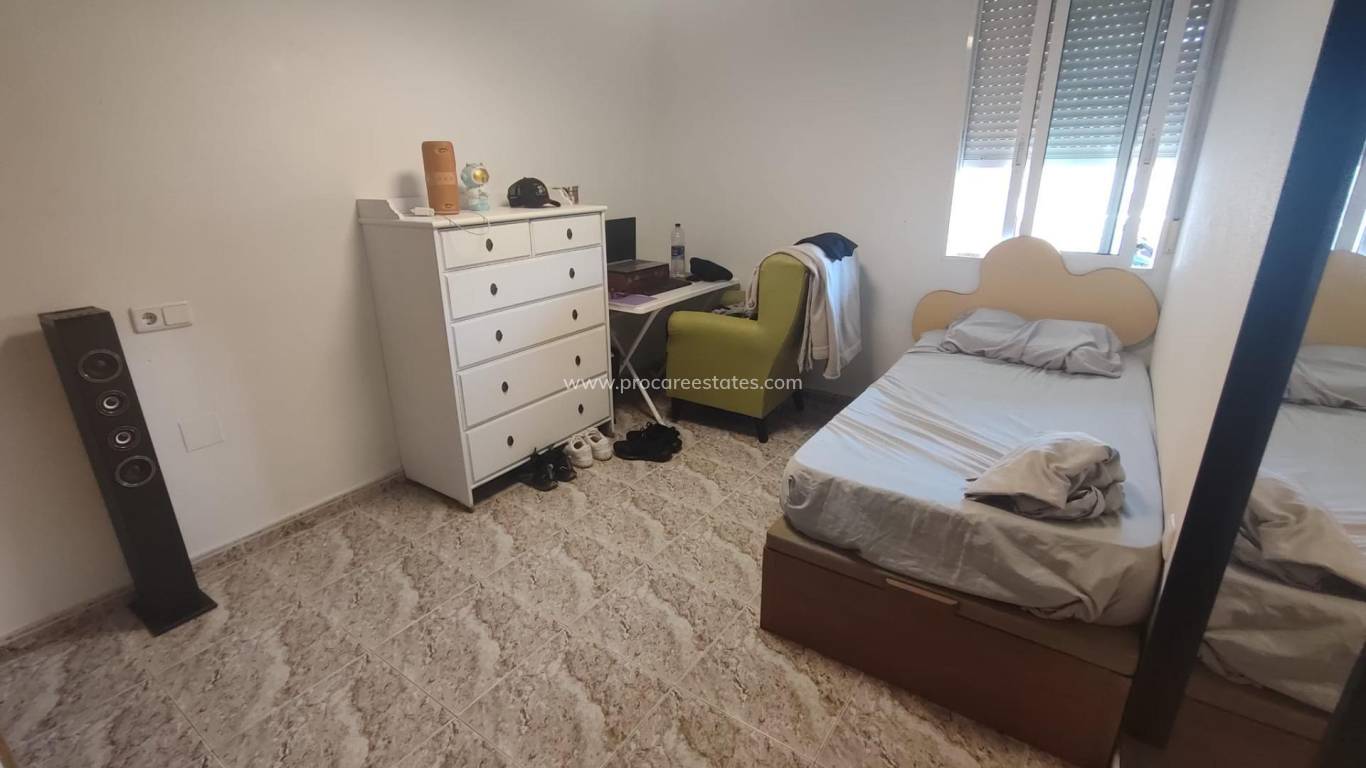 Resale - Apartment - Torrevieja - Torrevieja Center