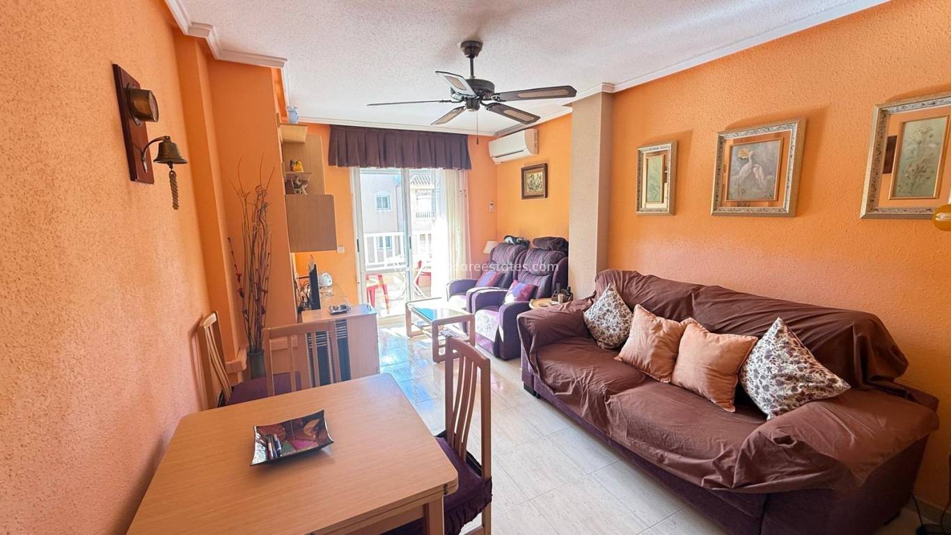 Resale - Apartment - Torrevieja - Torrevieja Center