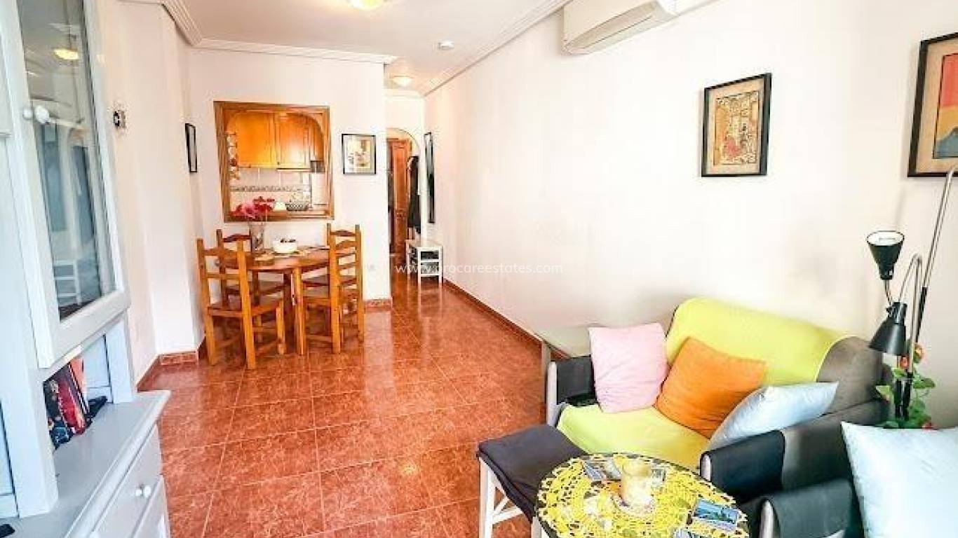 Resale - Apartment - Torrevieja - Torrevieja Center