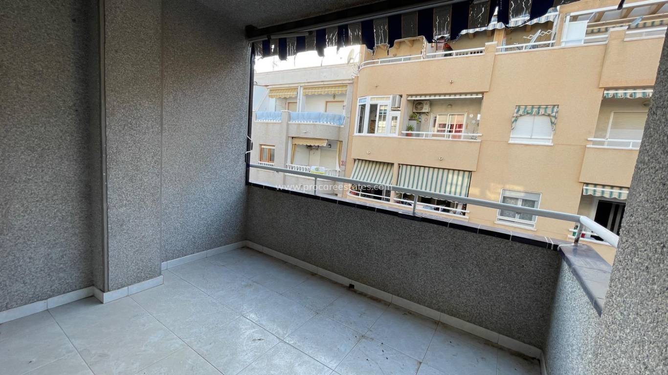 Resale - Apartment - Torrevieja - Torrevieja Center
