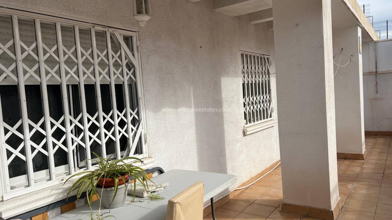 Resale - Apartment - Torrevieja - Torrevieja Center