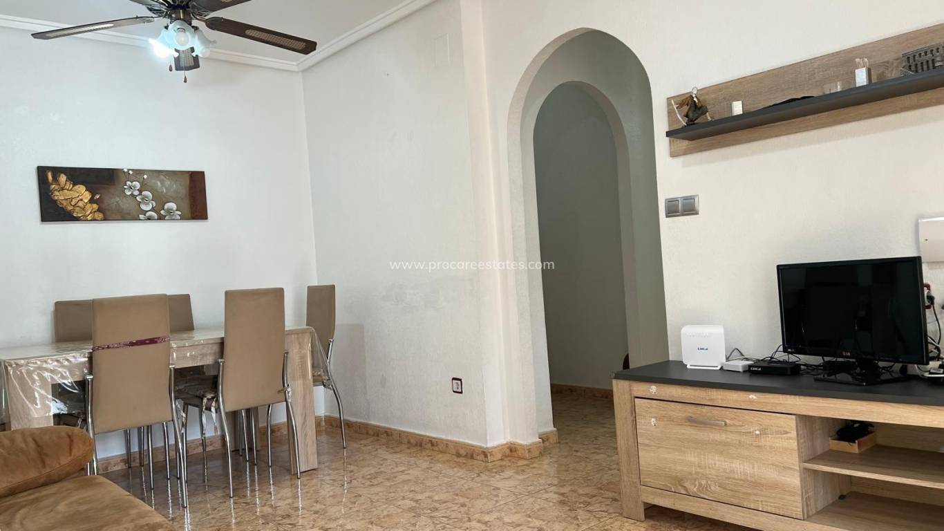 Resale - Apartment - Torrevieja - Torrevieja Center