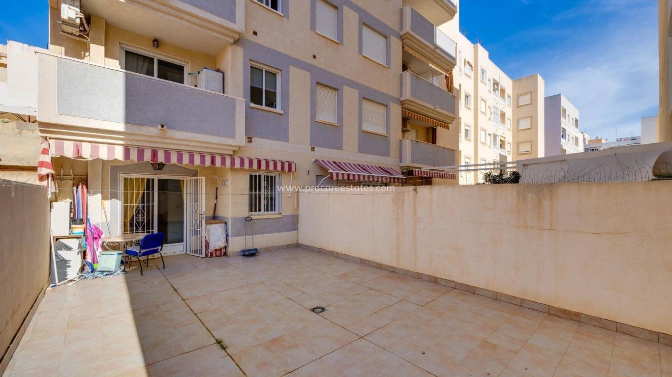 Resale - Apartment - Torrevieja - Torrevieja Center