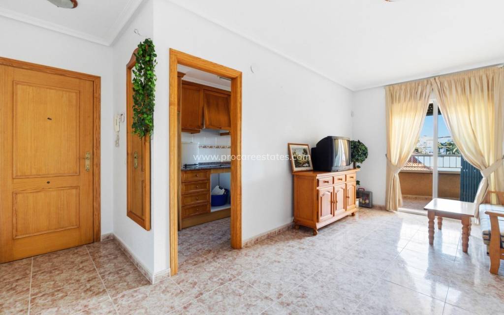 Resale - Apartment - Torrevieja - Torrevieja Center