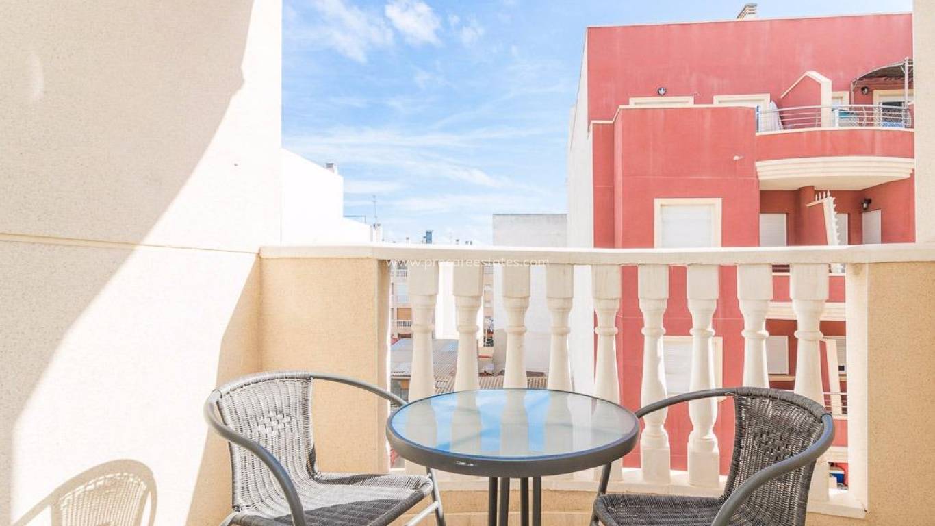 Resale - Apartment - Torrevieja - Torrevieja Center