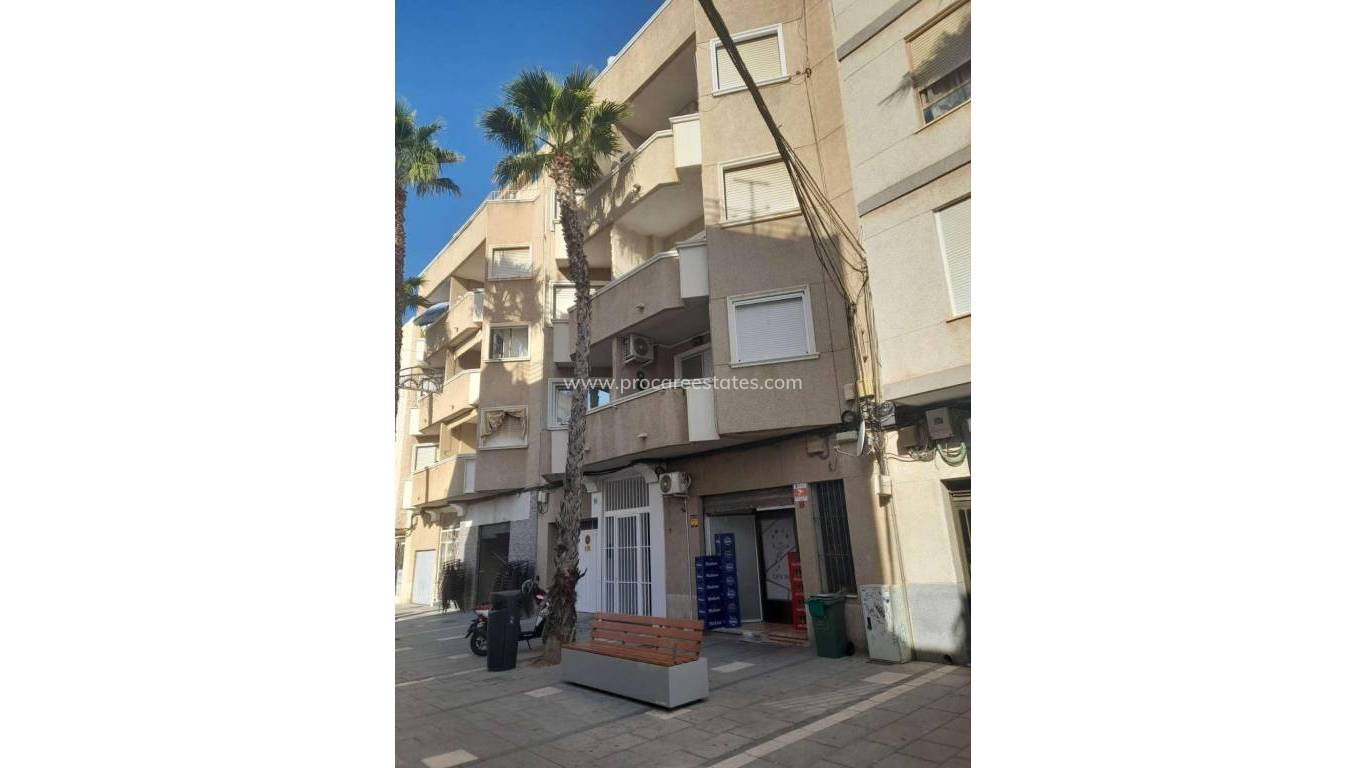 Resale - Apartment - Torrevieja - Torrevieja Center