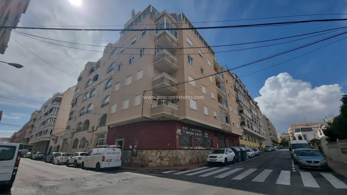 Resale - Apartment - Torrevieja - Torrevieja Center