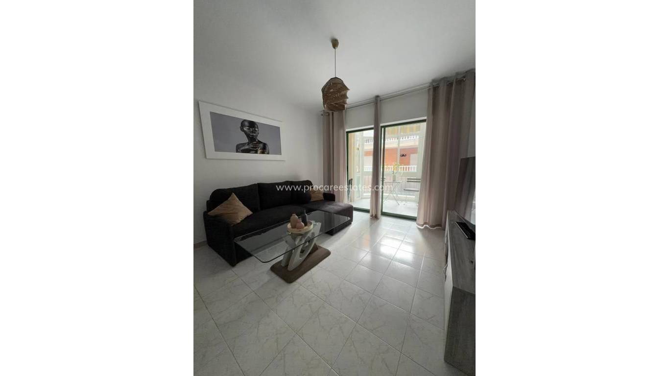 Resale - Apartment - Torrevieja - Torrevieja Center