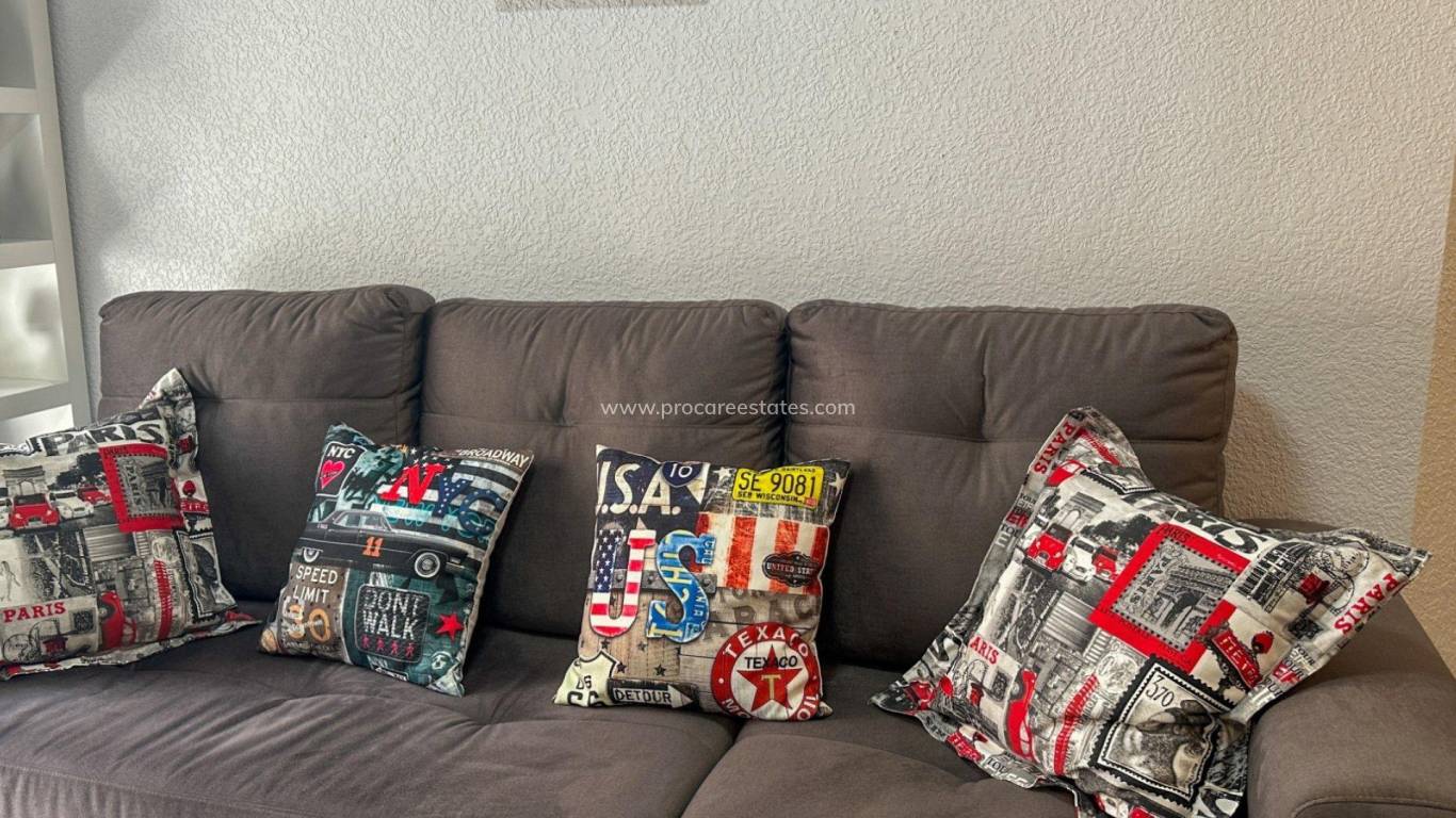 Resale - Apartment - Torrevieja - Torrevieja Center