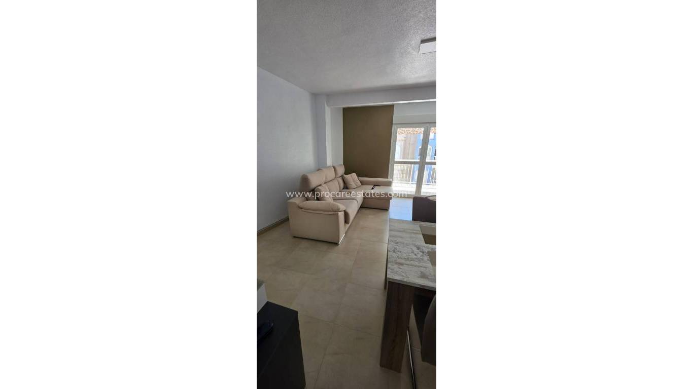 Resale - Apartment - Torrevieja - Torrevieja Center