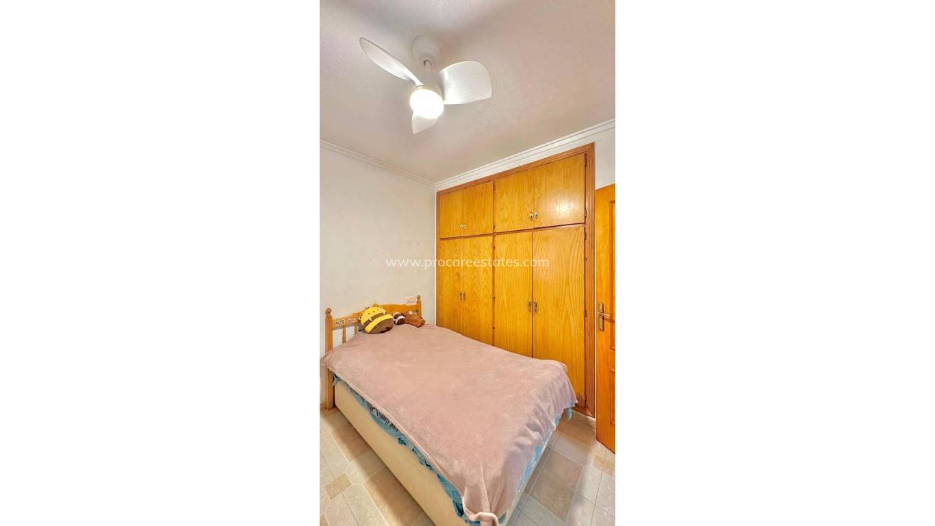 Resale - Apartment - Torrevieja - Torrevieja Center