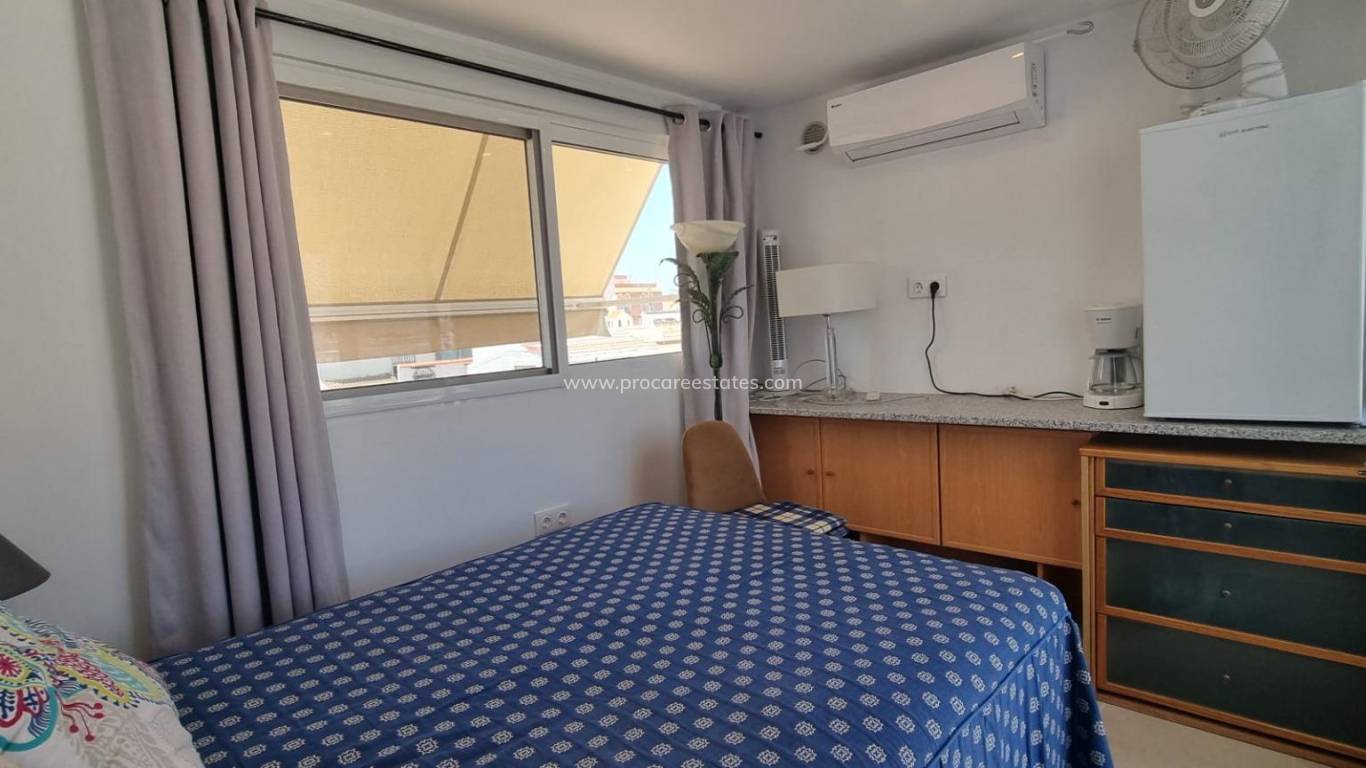 Resale - Apartment - Torrevieja - Torrevieja Center