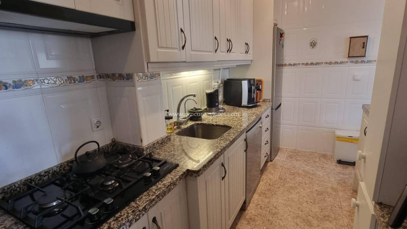 Resale - Apartment - Torrevieja - Torrevieja Center