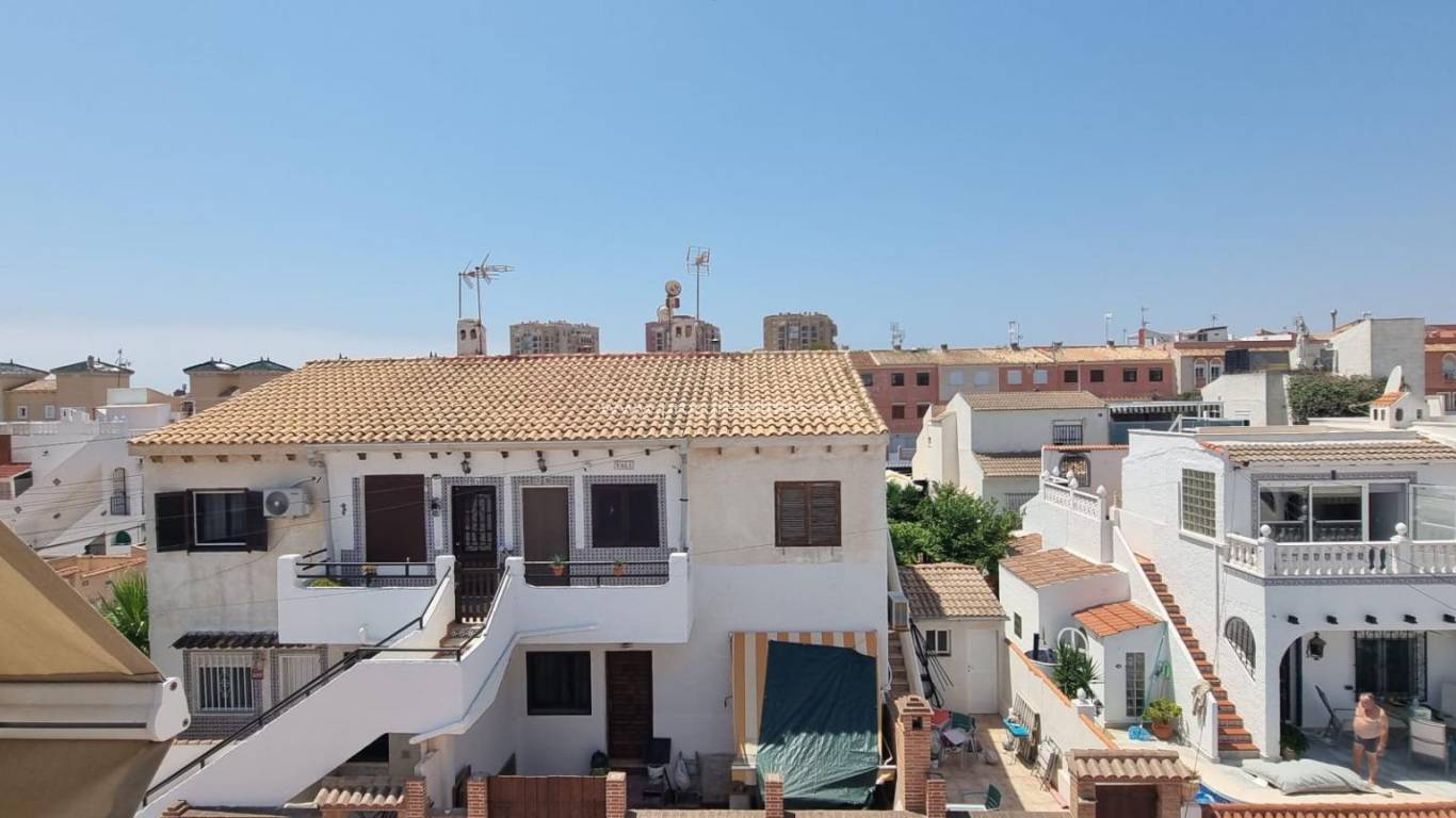 Resale - Apartment - Torrevieja - Torrevieja Center