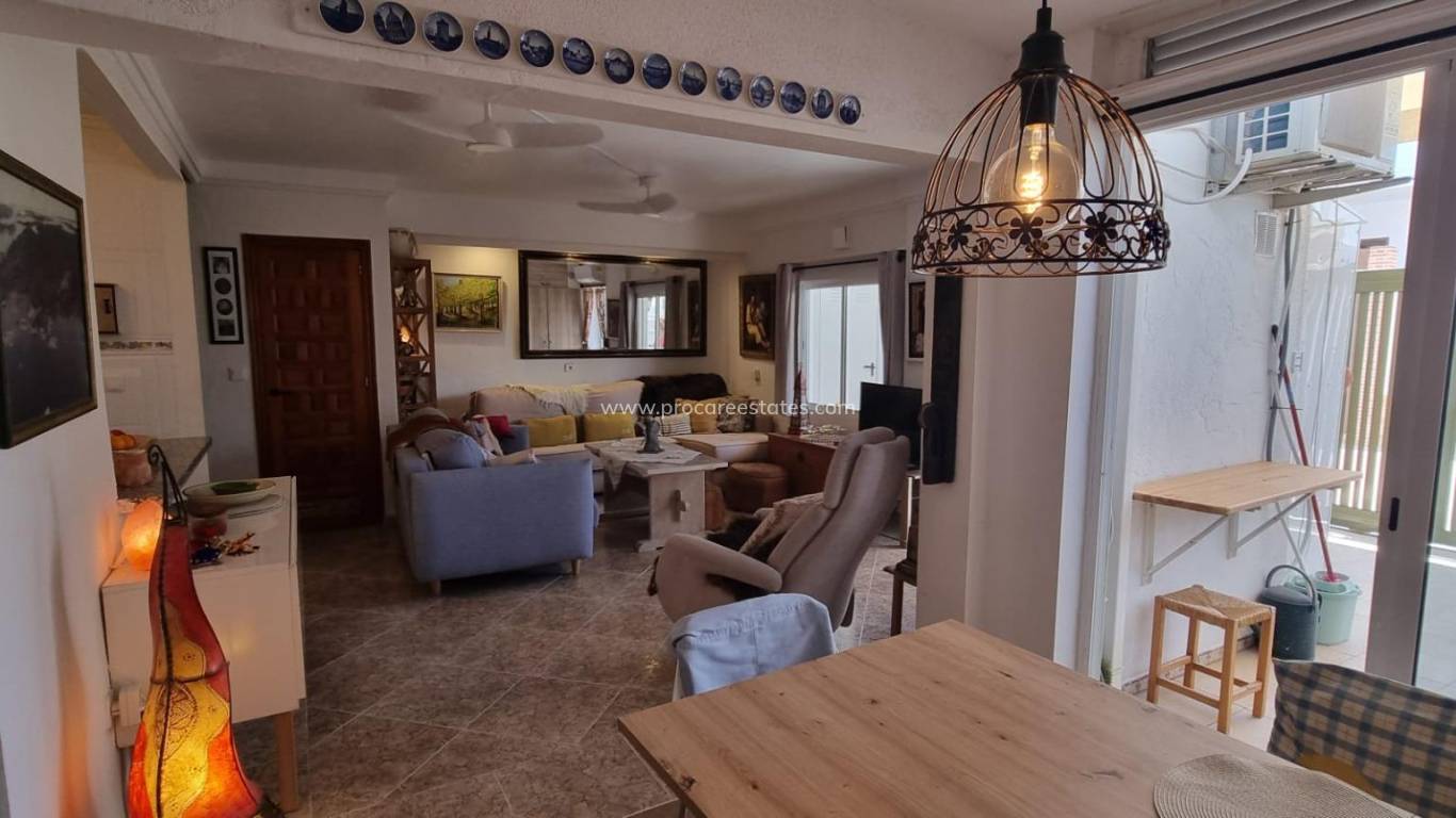 Resale - Apartment - Torrevieja - Torrevieja Center