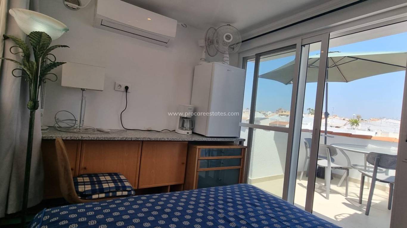 Resale - Apartment - Torrevieja - Torrevieja Center