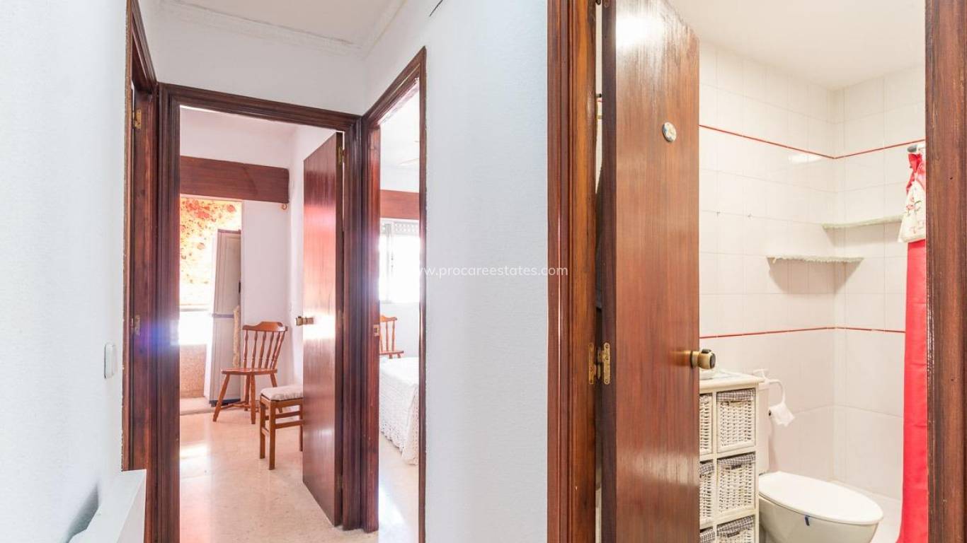 Resale - Apartment - Torrevieja - Torrevieja Center